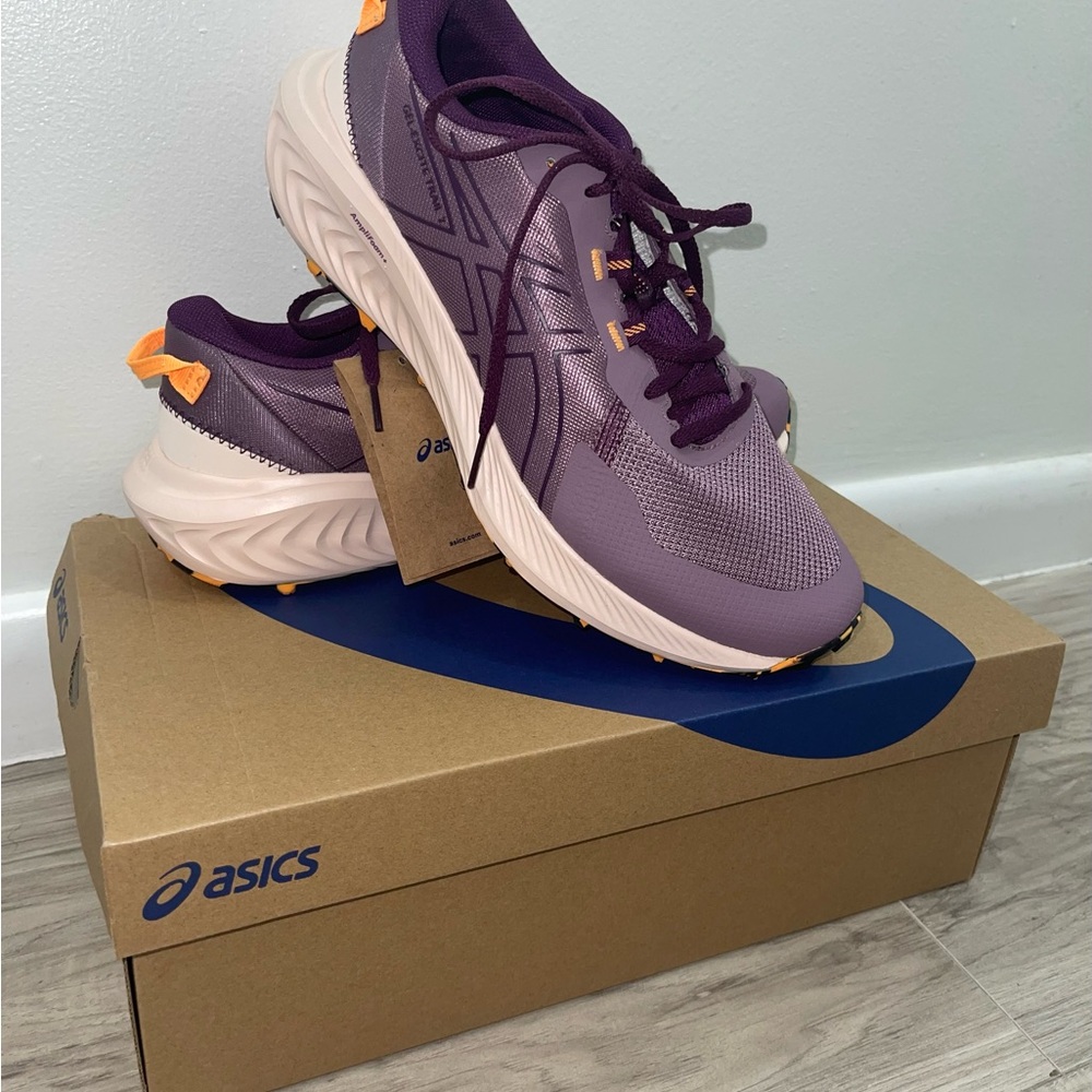 ASICS
WOMENS GEL-EXCITE TRAIL 2 RUNNING SHOE